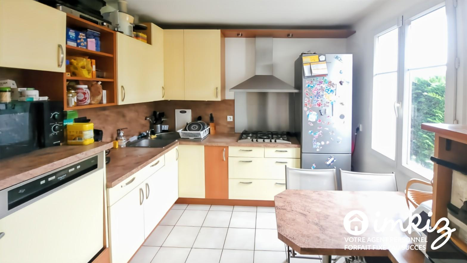 
                                                Vente
                                                 Maison 4 pièces