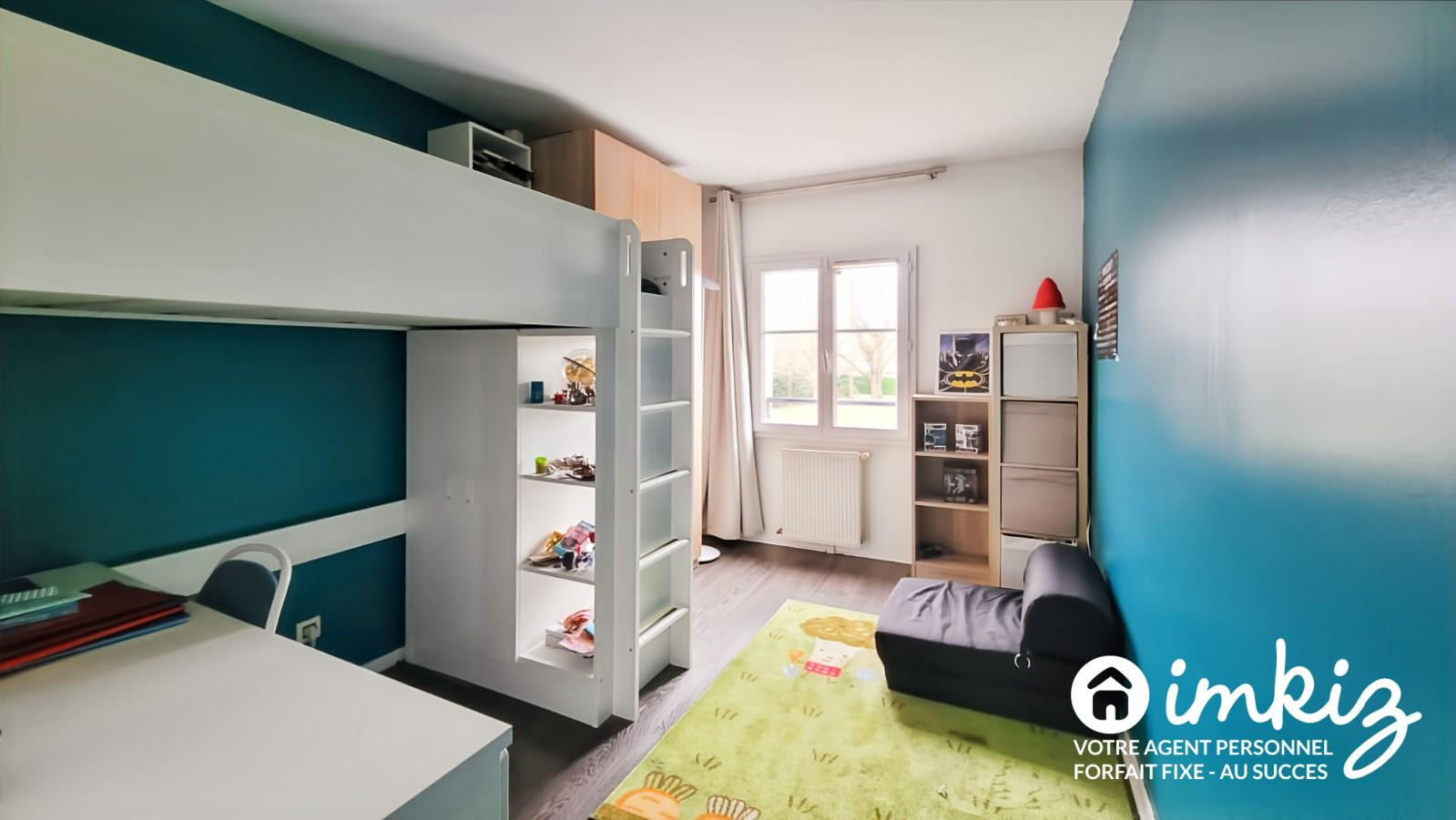 
                                                Vente
                                                 Maison 4 pièces