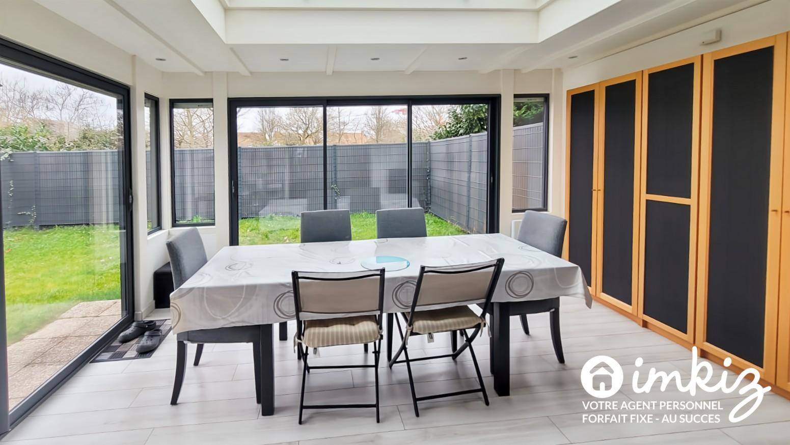 
                                                Vente
                                                 Maison 4 pièces
