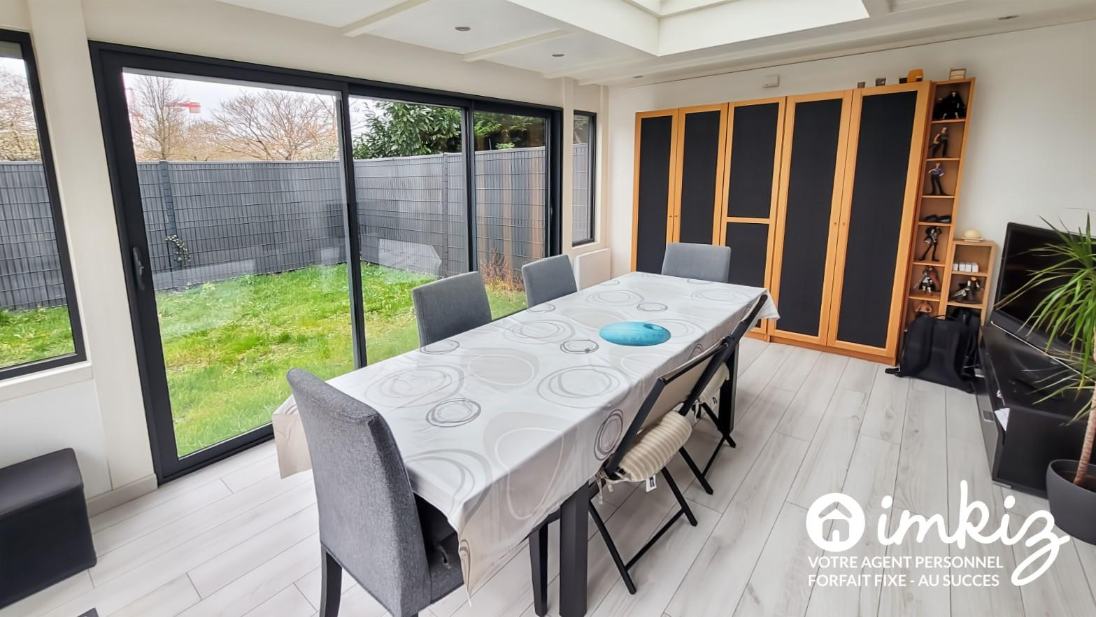 
                                                Vente
                                                 Maison 4 pièces