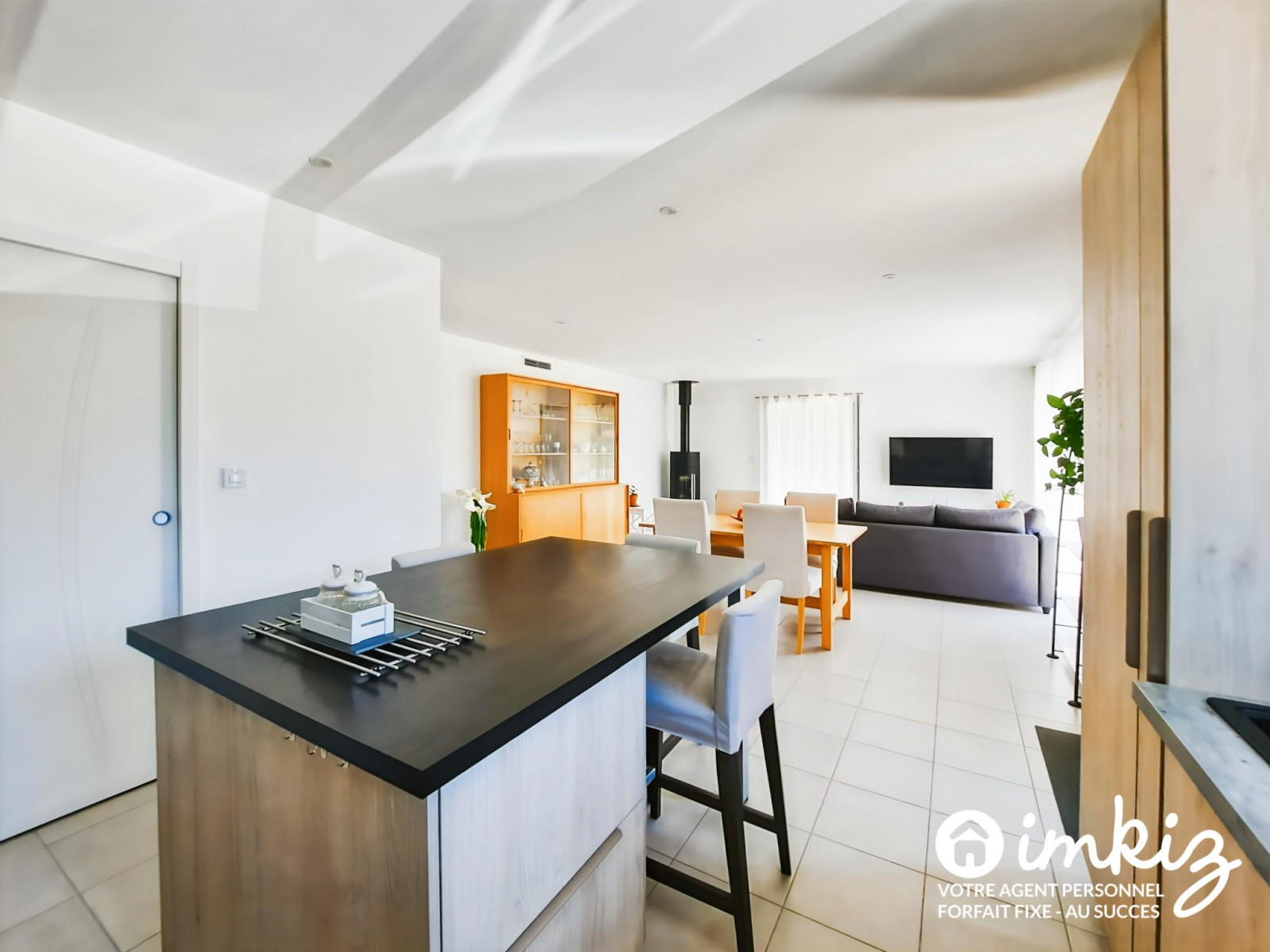 
                                                Vente
                                                 Maison 4 pièces
