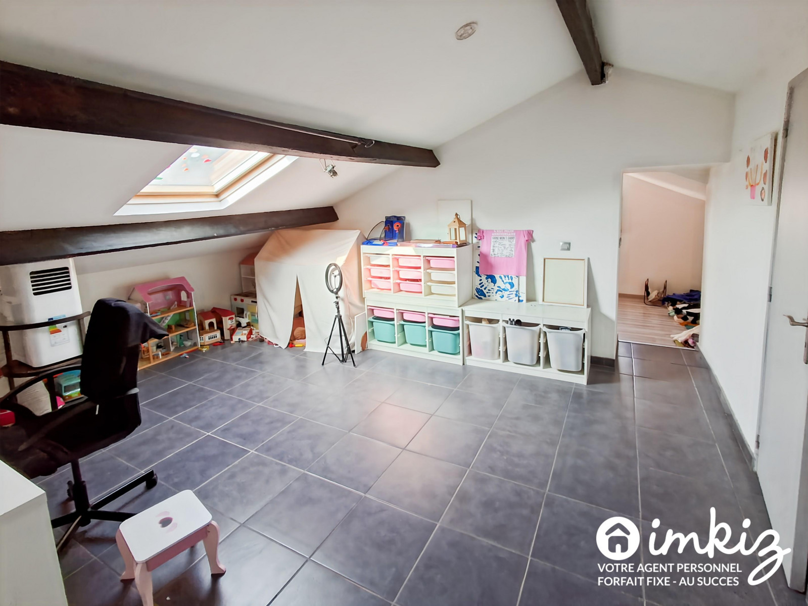 
                                                Vente
                                                 Maison 4 pièces