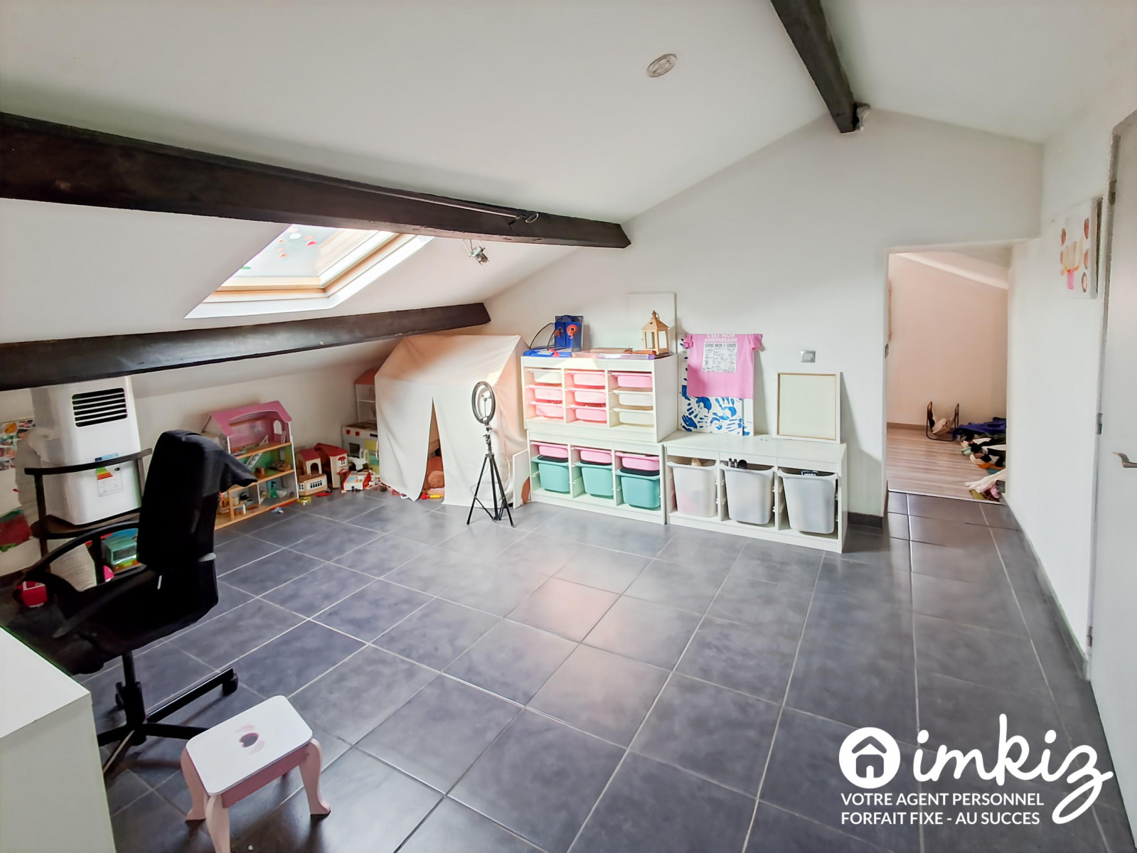 
                                                Vente
                                                 Maison 4 pièces