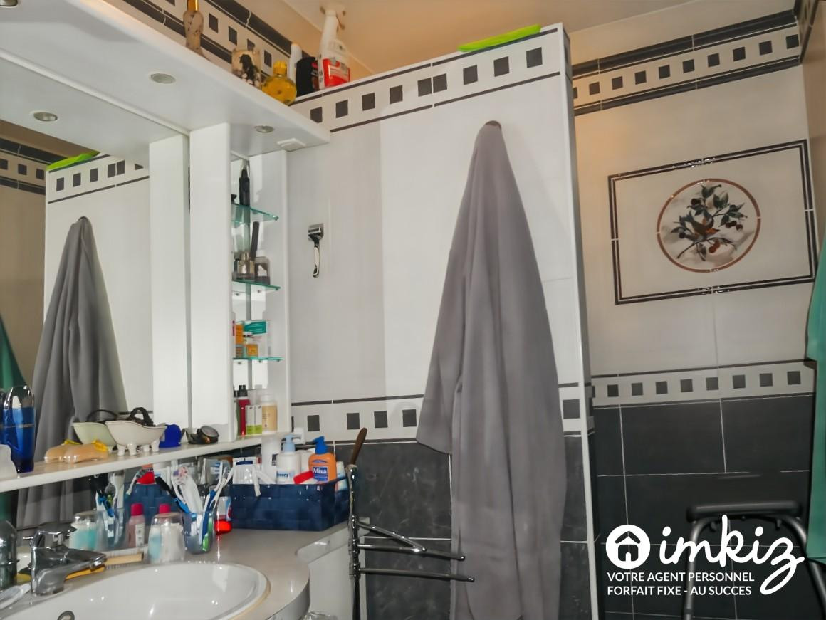 
                                                Vente
                                                 Maison 4 pièces