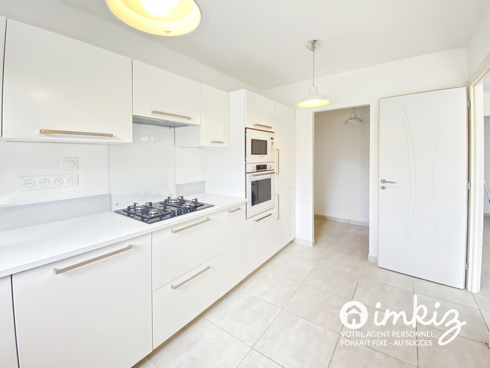 
                                                Vente
                                                 Maison 4 pièces