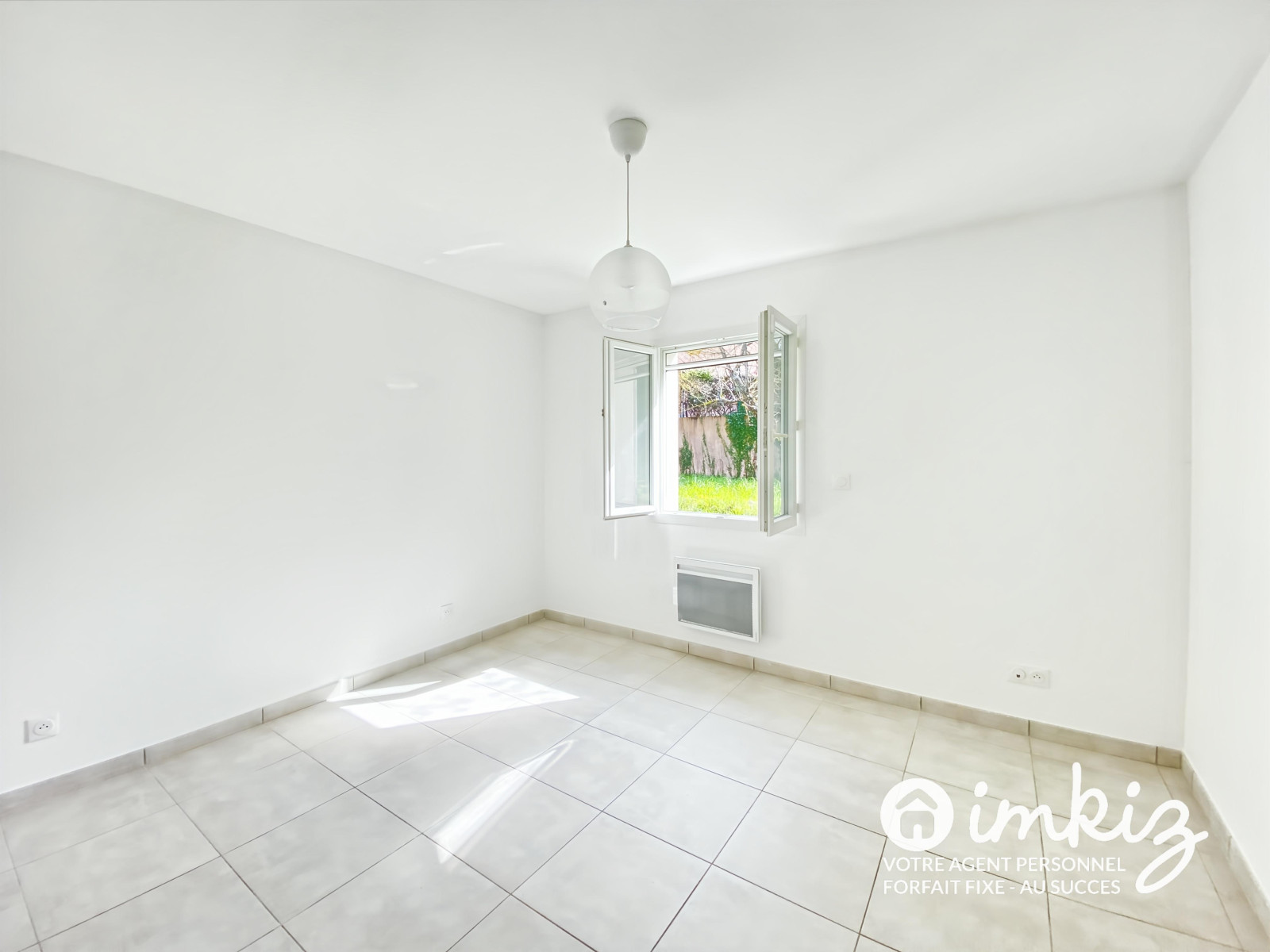 
                                                Vente
                                                 Maison 4 pièces