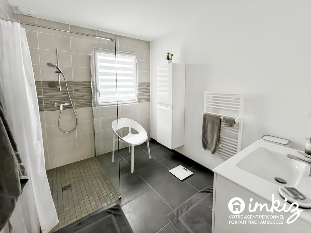 
                                                Vente
                                                 Maison 4 pièces