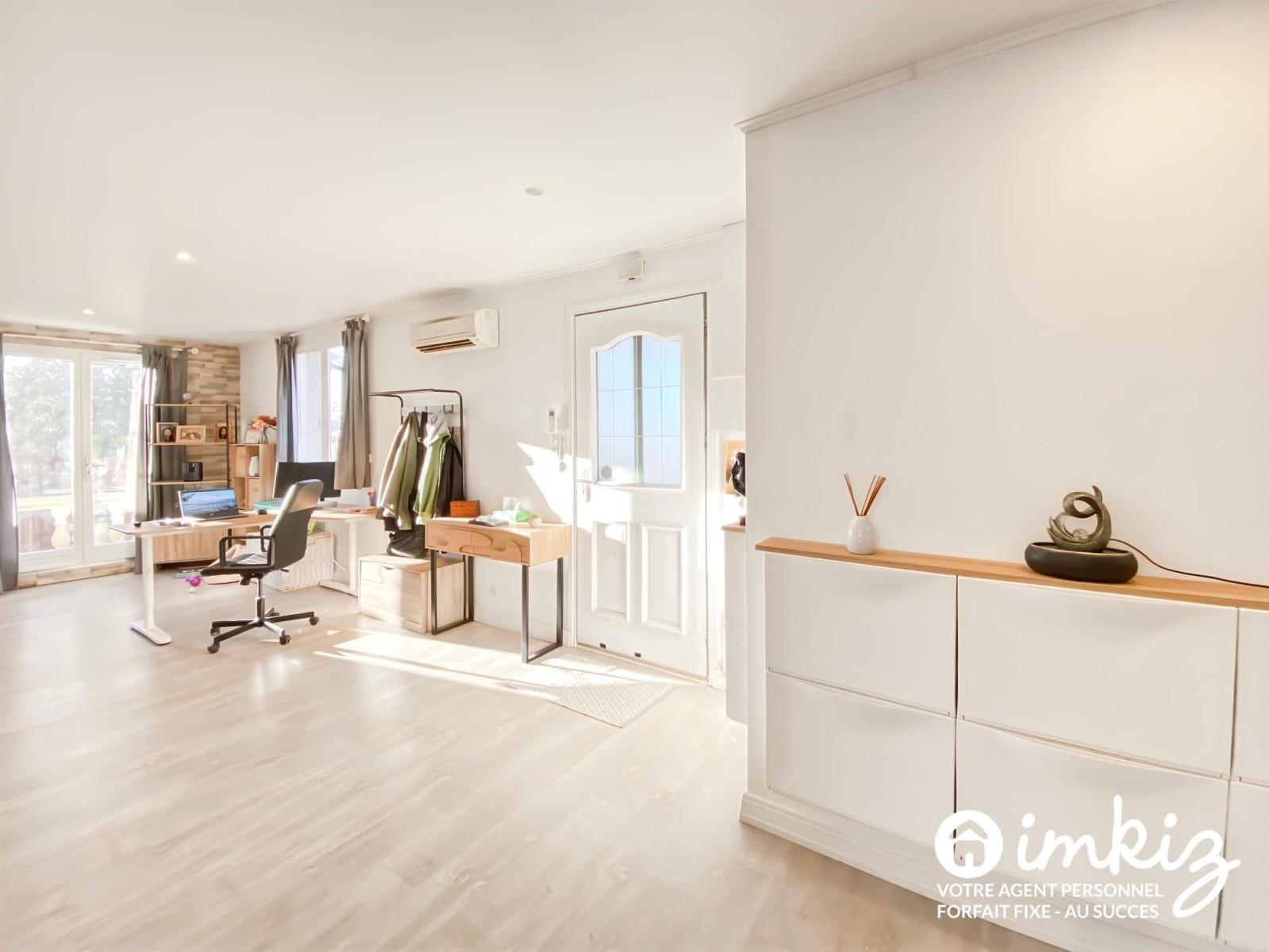 
                                                Vente
                                                 Maison 4 pièces