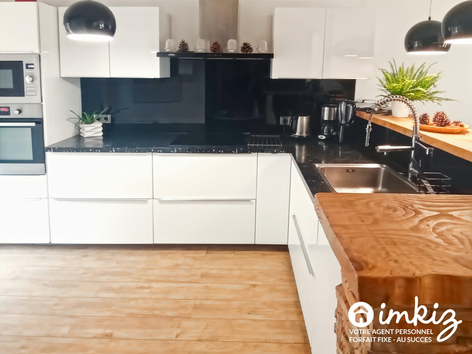 
                                                Vente
                                                 Maison 4 pièces