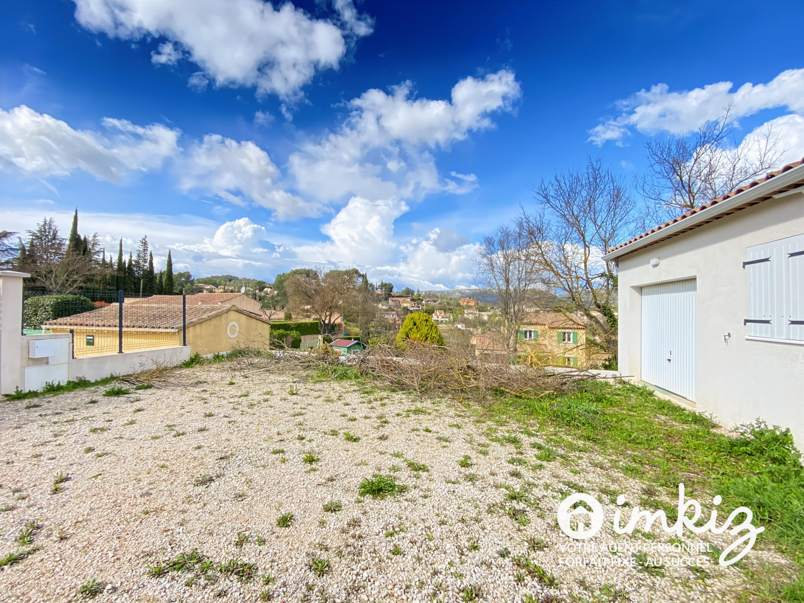 
                                                Vente
                                                 Maison 4 pièces