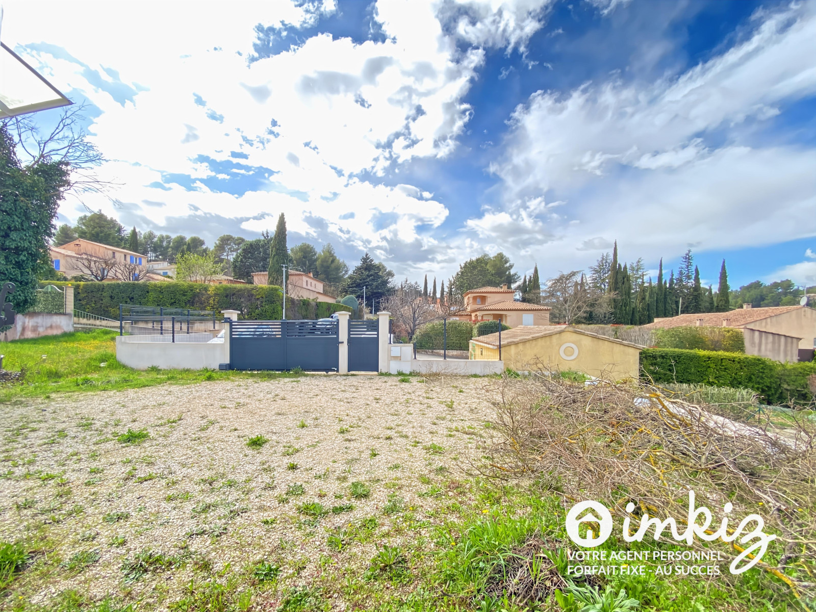 
                                                Vente
                                                 Maison 4 pièces