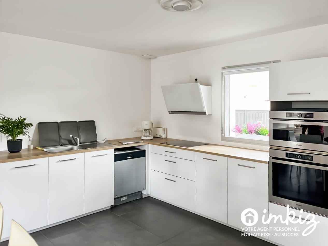 
                                                Vente
                                                 Maison 4 pièces