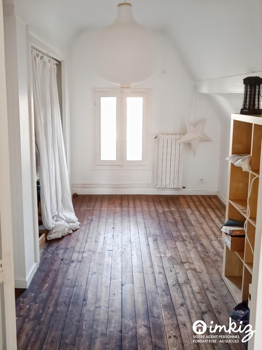 
                                                Vente
                                                 Maison 4 pièces