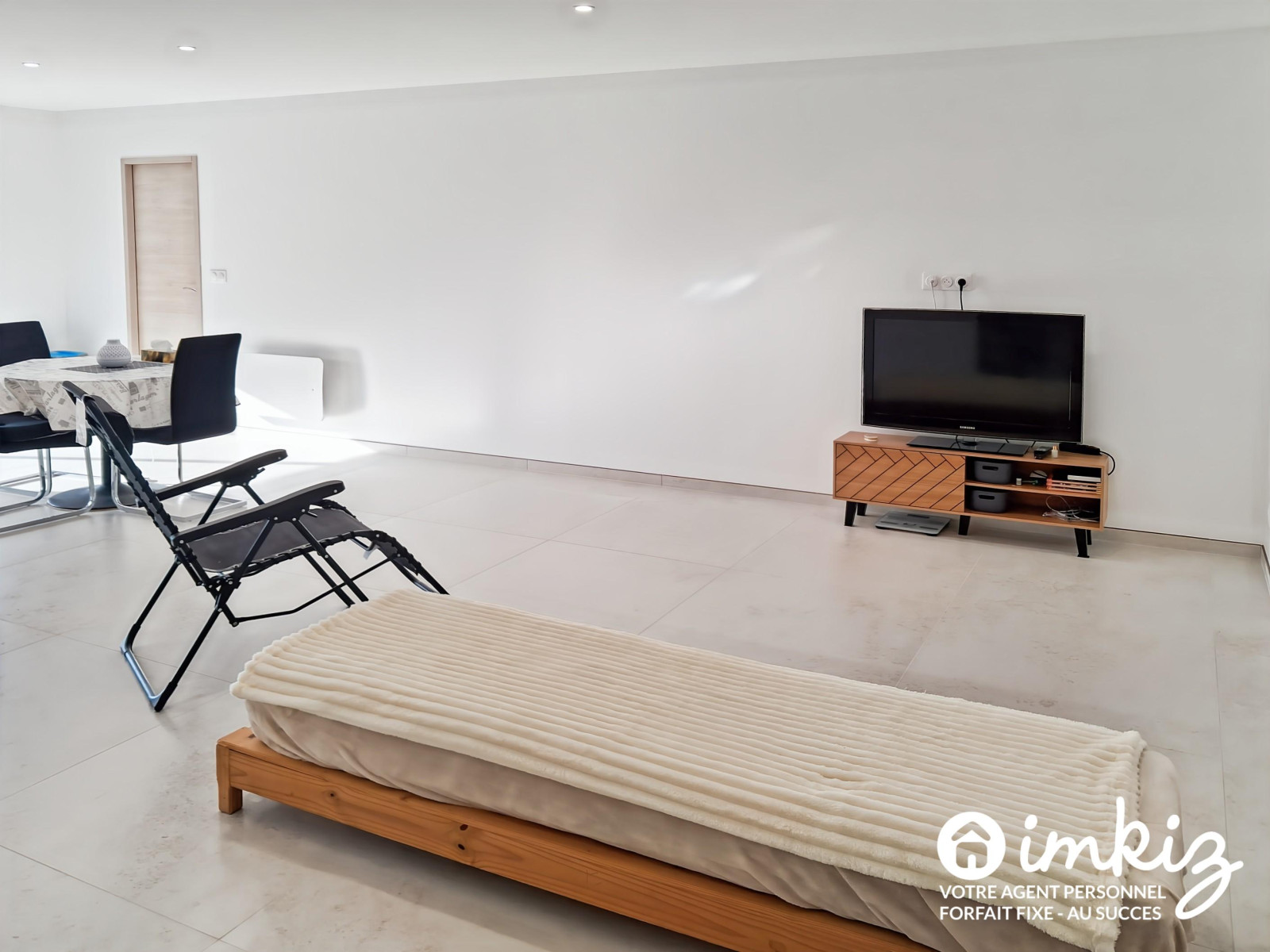 
                                                Vente
                                                 Maison 4 pièces