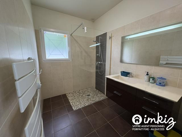 
                                                Vente
                                                 Maison 4 pièces