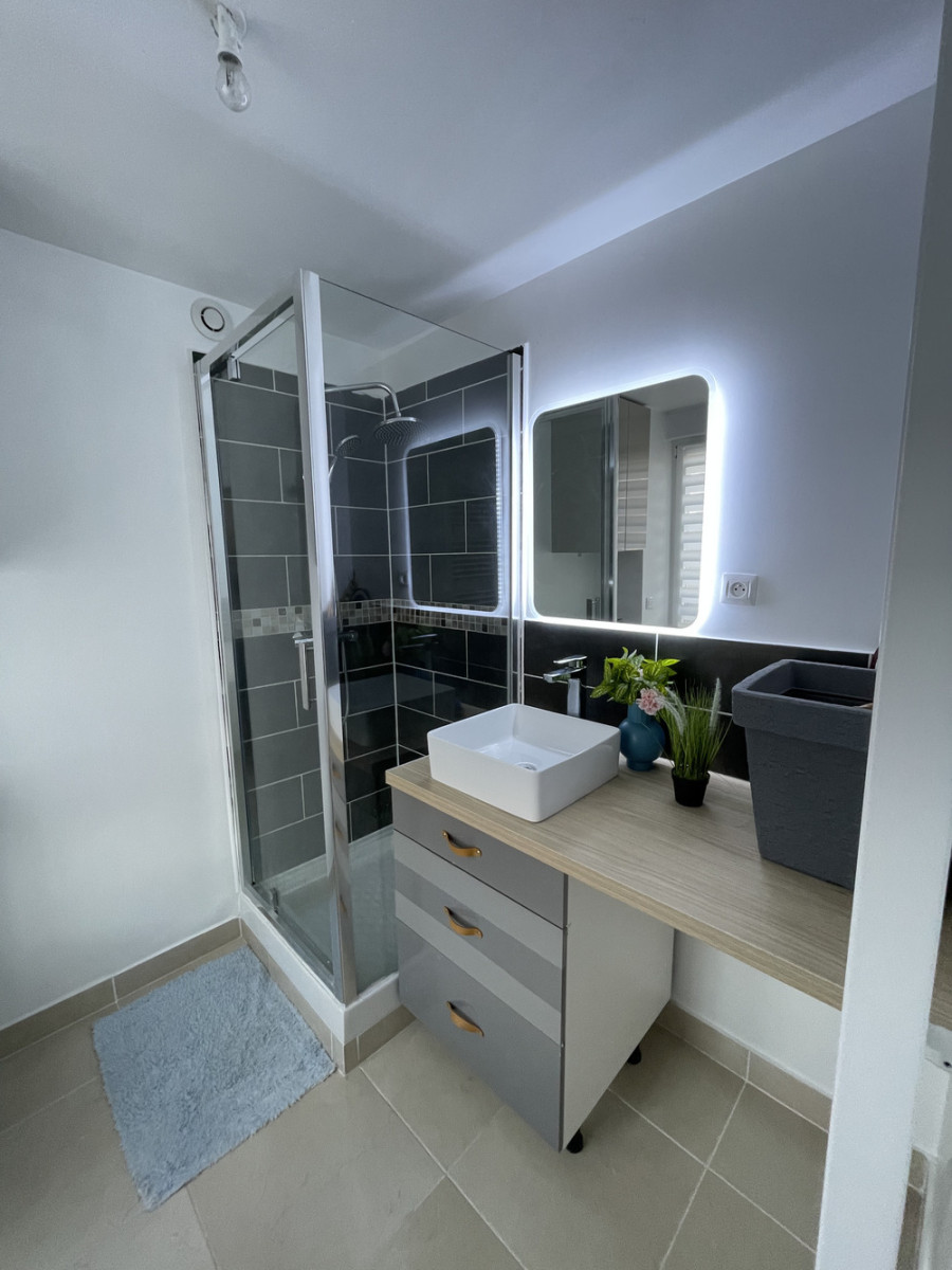 
                                                Location
                                                 Maison 4 pièces