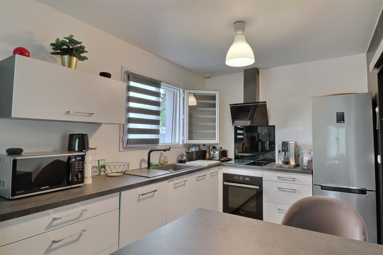 
                                                Vente
                                                 Maison 4 pièces