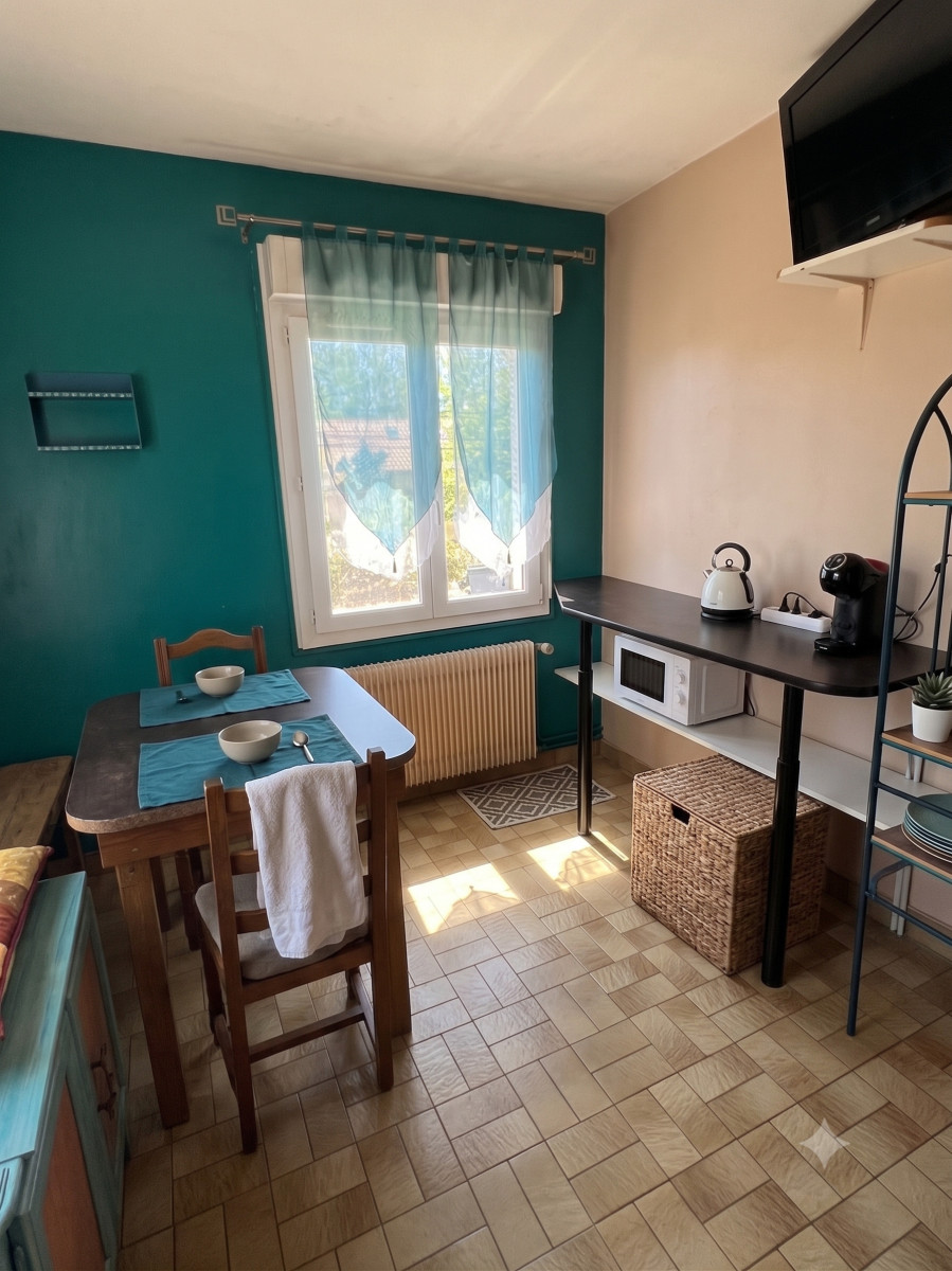 
                                                Vente
                                                 Maison 4 pièces