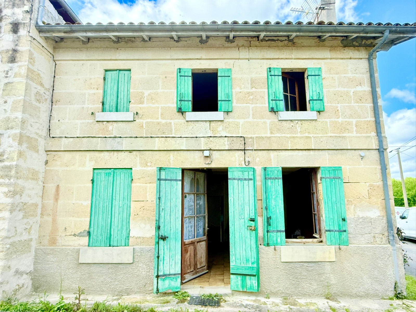 
                                                Vente
                                                 Maison 4 pièces
