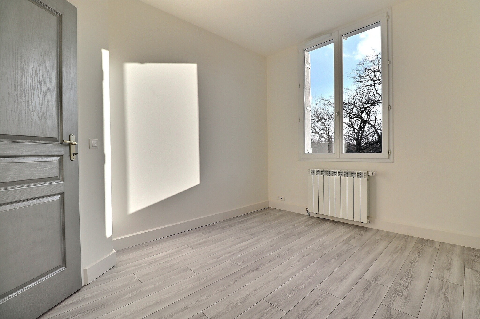 
                                                Vente
                                                 Maison 4 pièces