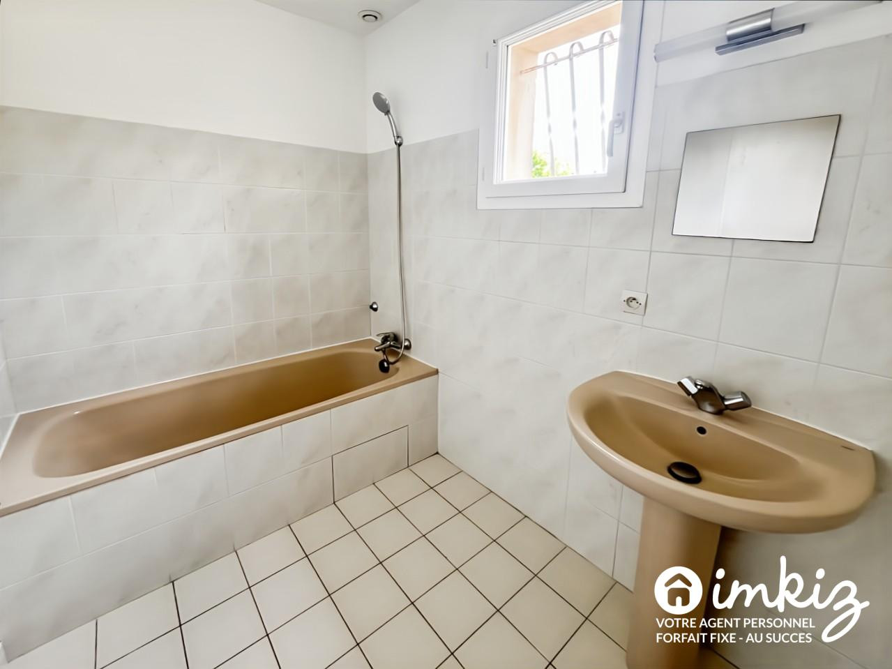 
                                                Vente
                                                 Maison 4 pièces