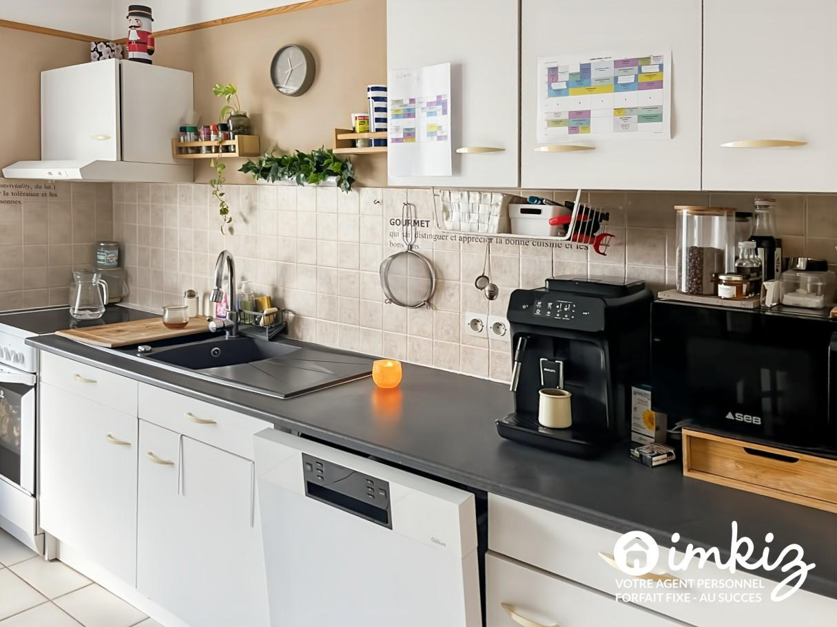 
                                                Vente
                                                 Maison 4 pièces