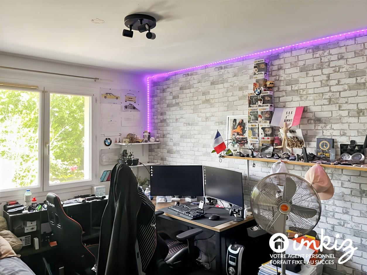 
                                                Vente
                                                 Maison 4 pièces