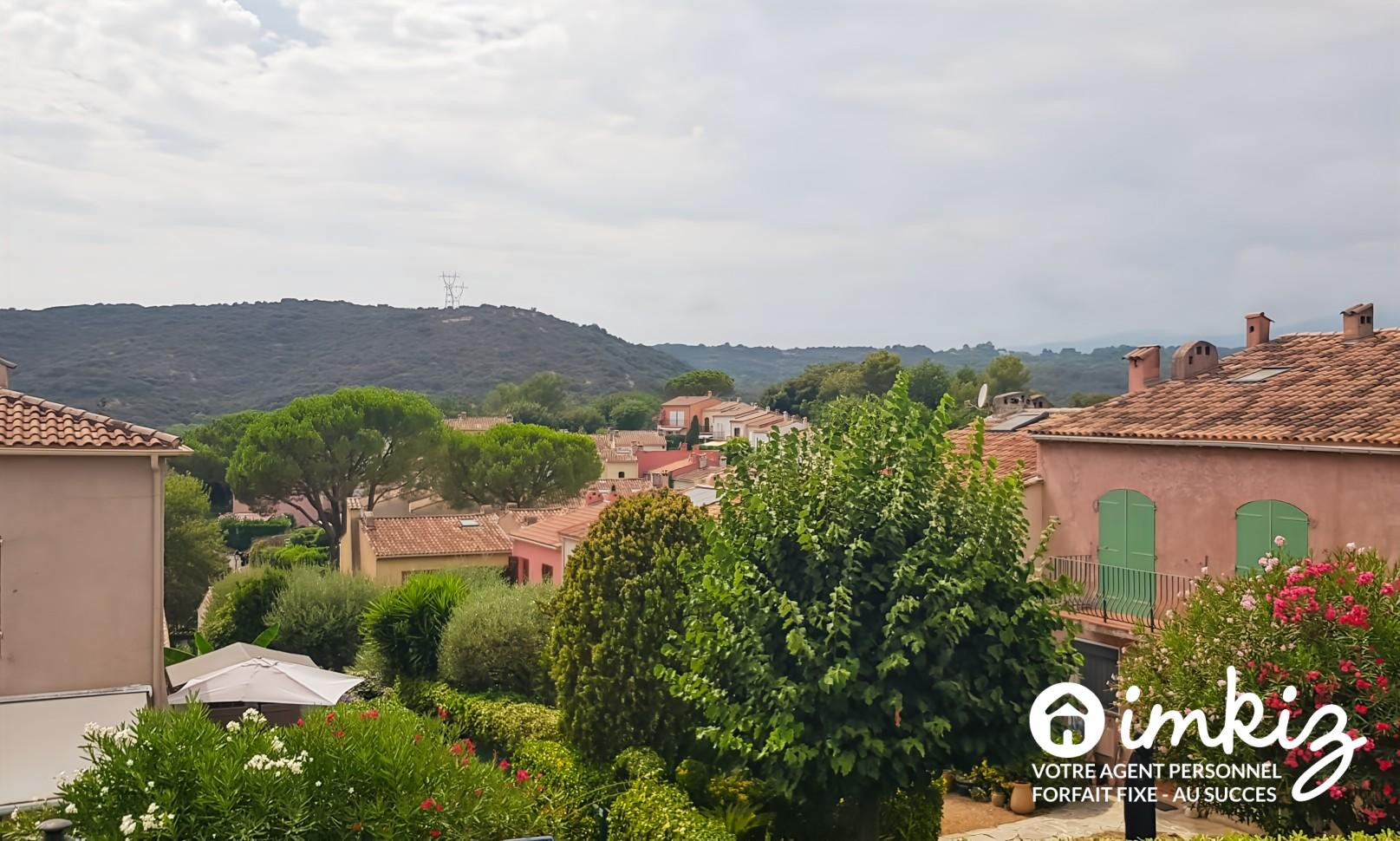 
                                                Vente
                                                 Maison 4 pièces