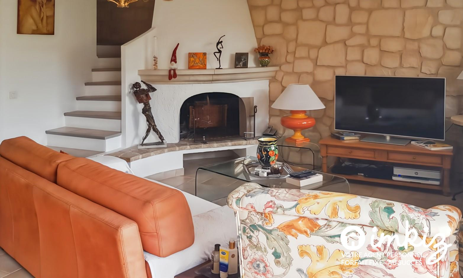 
                                                Vente
                                                 Maison 4 pièces