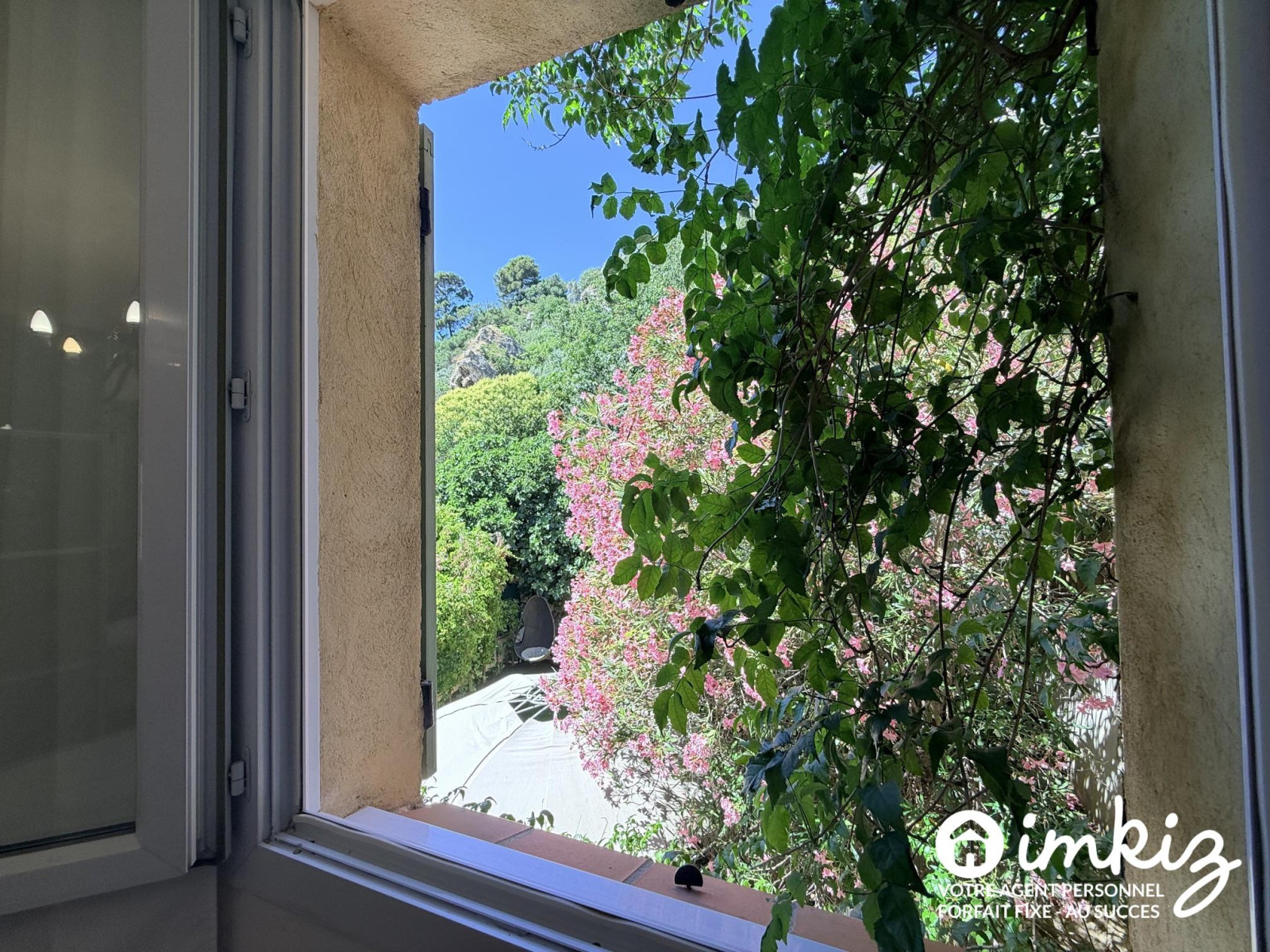 
                                                Vente
                                                 Maison 4 pièces