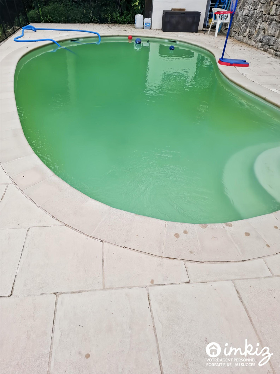 
                                                Vente
                                                 Maison 4 pièces