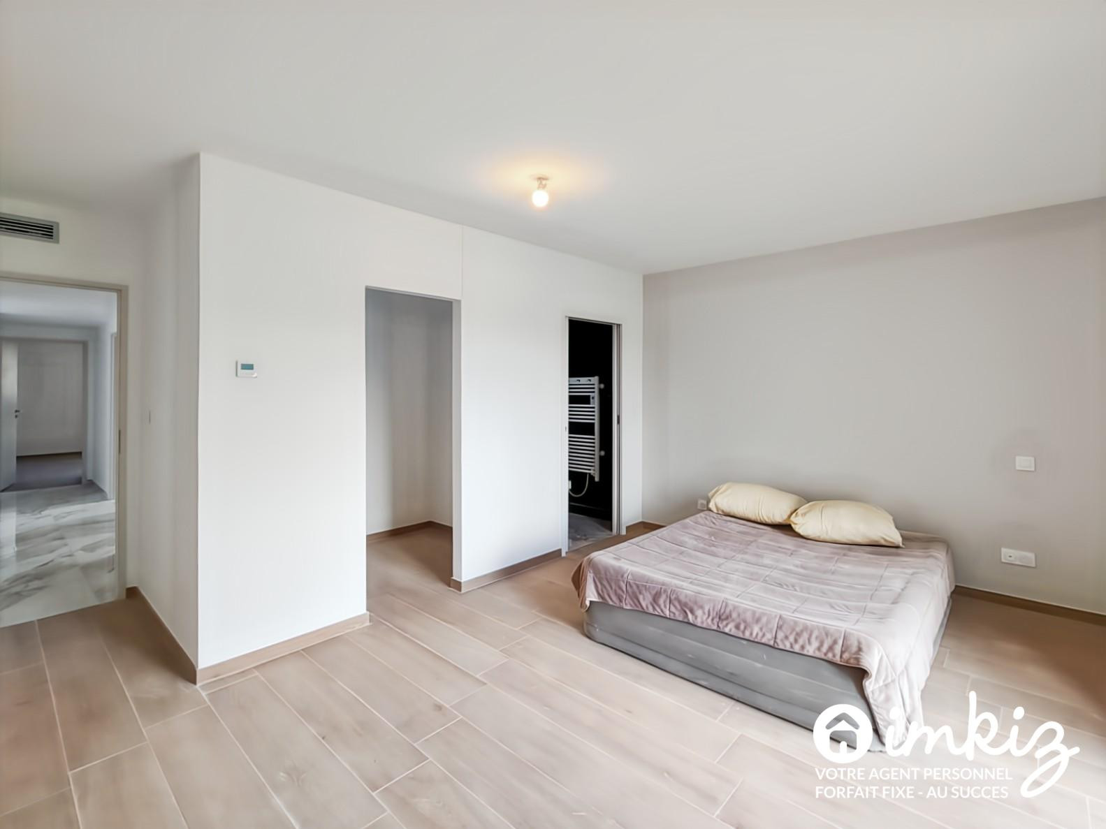 
                                                Vente
                                                 Maison 4 pièces