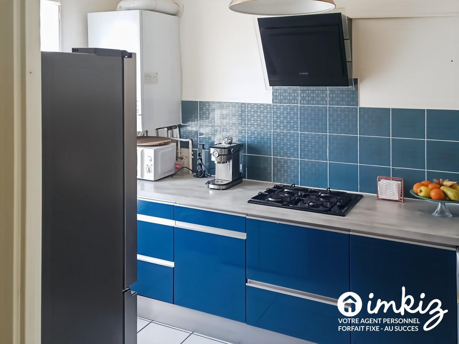 
                                                Vente
                                                 Maison 4 pièces
