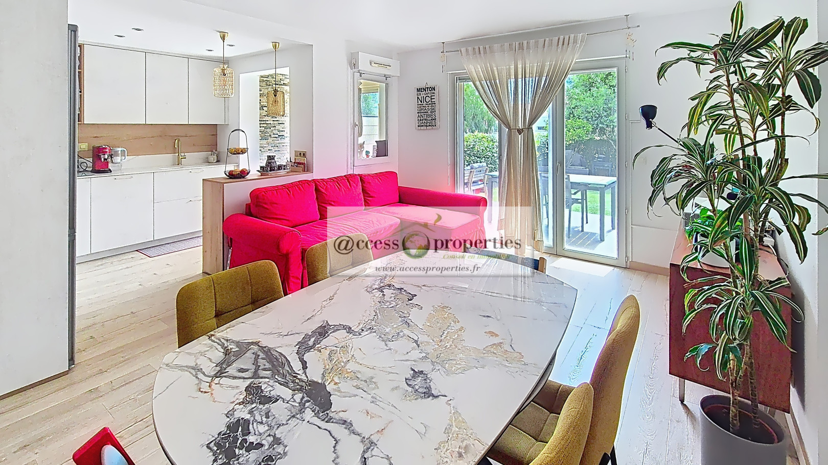 
                                                Location
                                                 Maison  - 4 pièces  - 82.03 m²