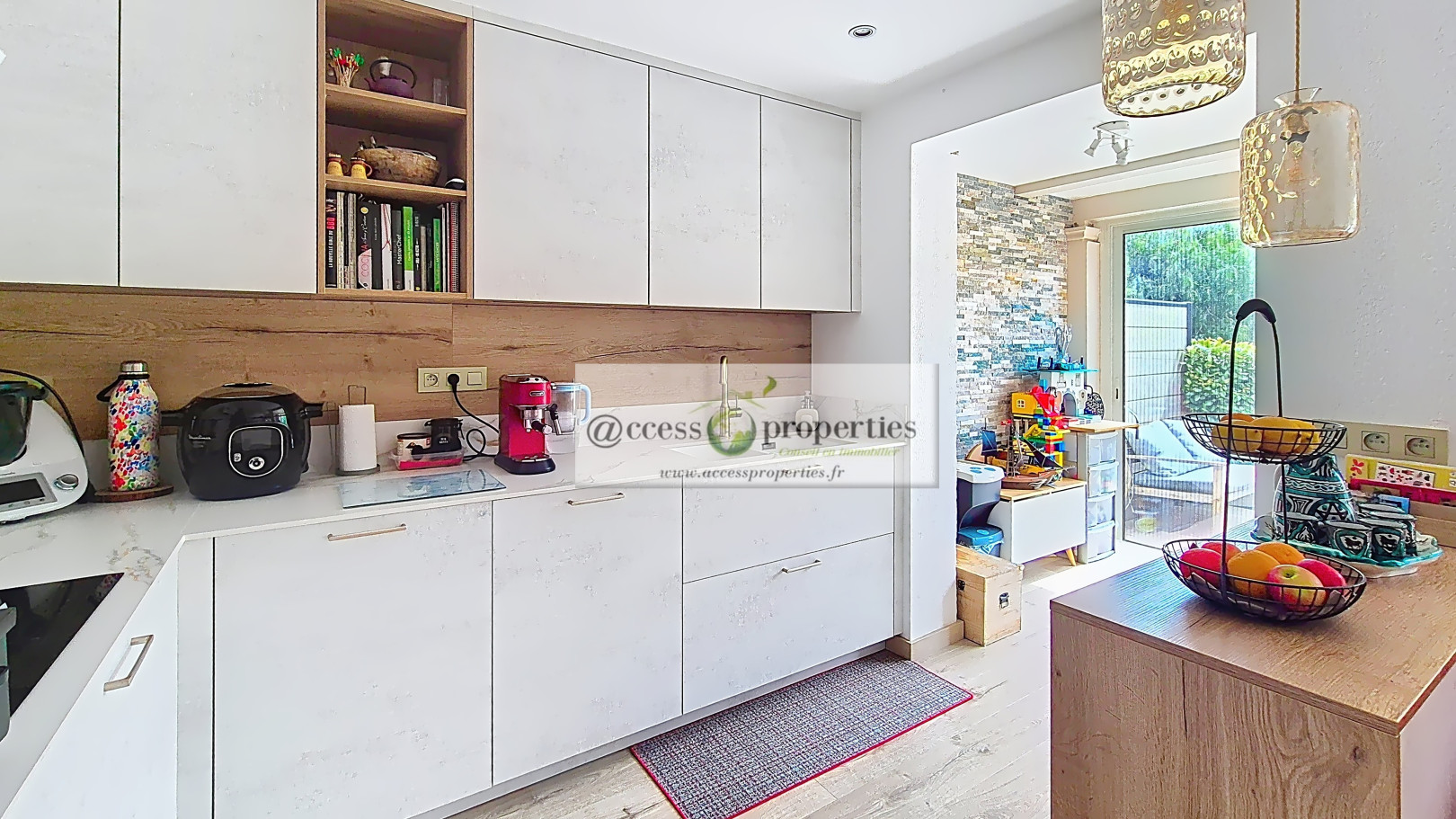 
                                                Location
                                                 Maison  - 4 pièces  - 82.03 m²