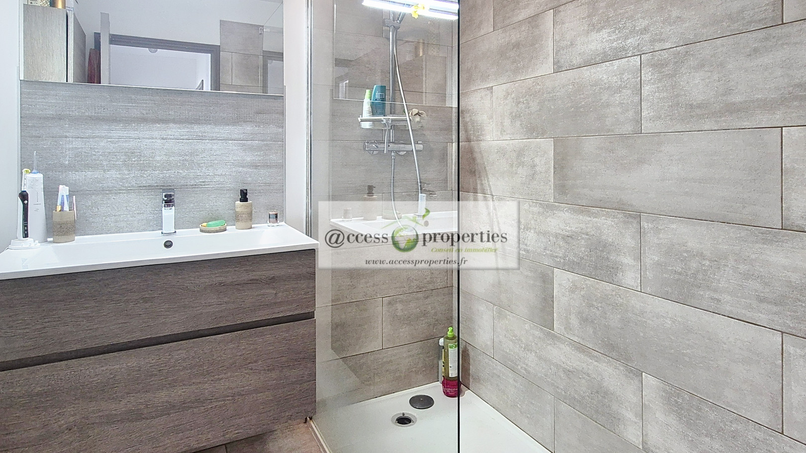 
                                                Location
                                                 Maison  - 4 pièces  - 82.03 m²