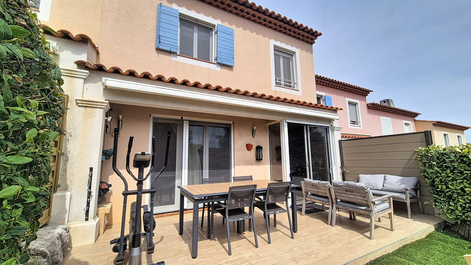 
                                                Location
                                                 Maison  - 4 pièces  - 82.03 m²