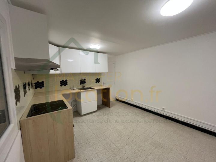 
                                                Location
                                                 Maison 4 pièces 84 m2 rénové dans un secteur recherché de SAINT-QUENTIN