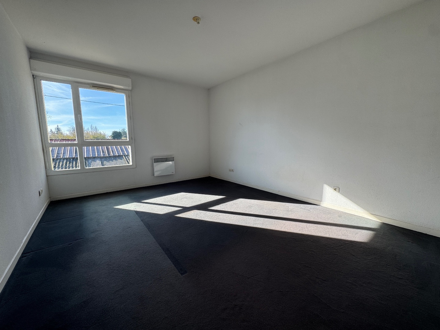 
                                                Vente
                                                 MAISON 4 PIECES - 90m2