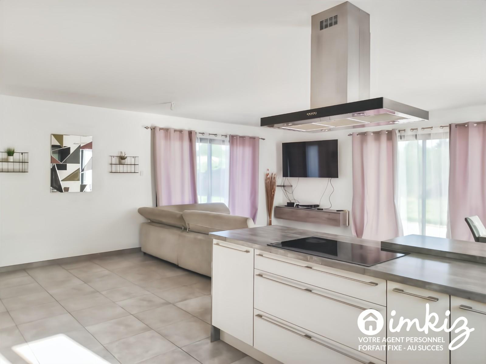 
                                                Vente
                                                 Maison 4 pièces à 30 min de Bordeaux