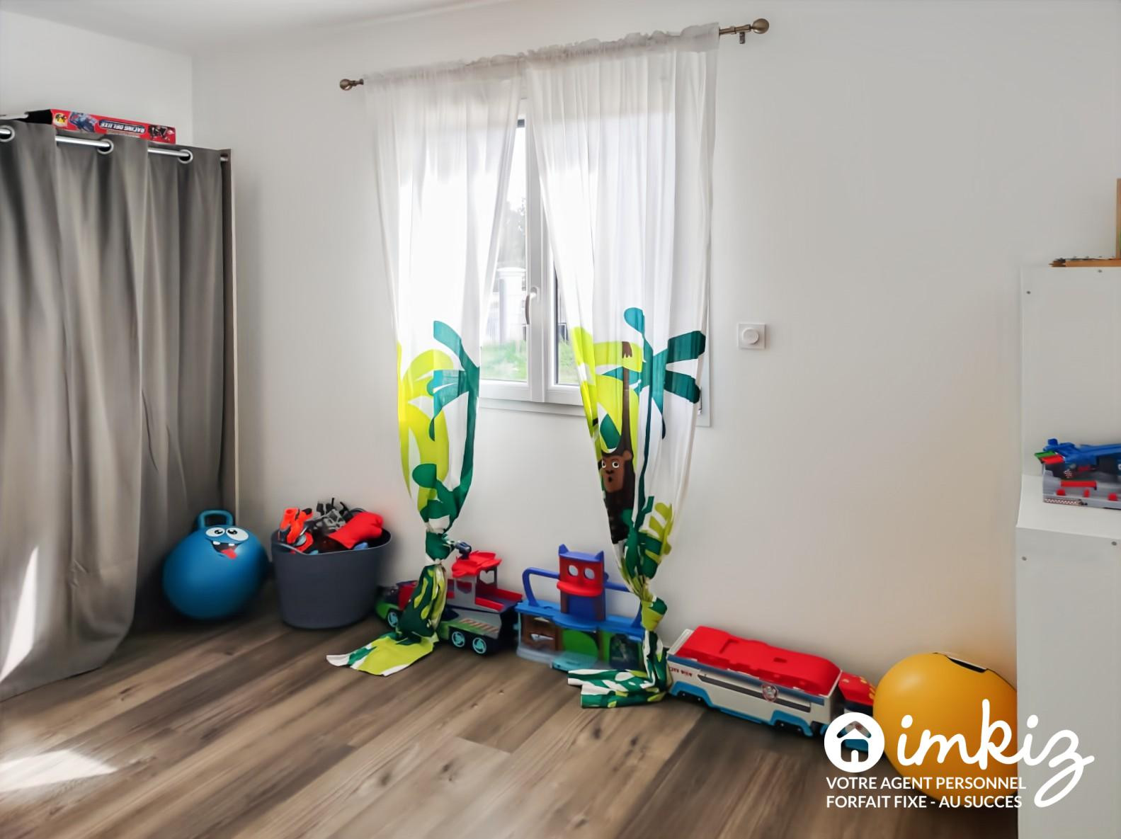 
                                                Vente
                                                 Maison 4 pièces à 30 min de Bordeaux