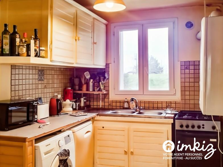 
                                                Vente
                                                 Maison 4 pièces, avec dépendances