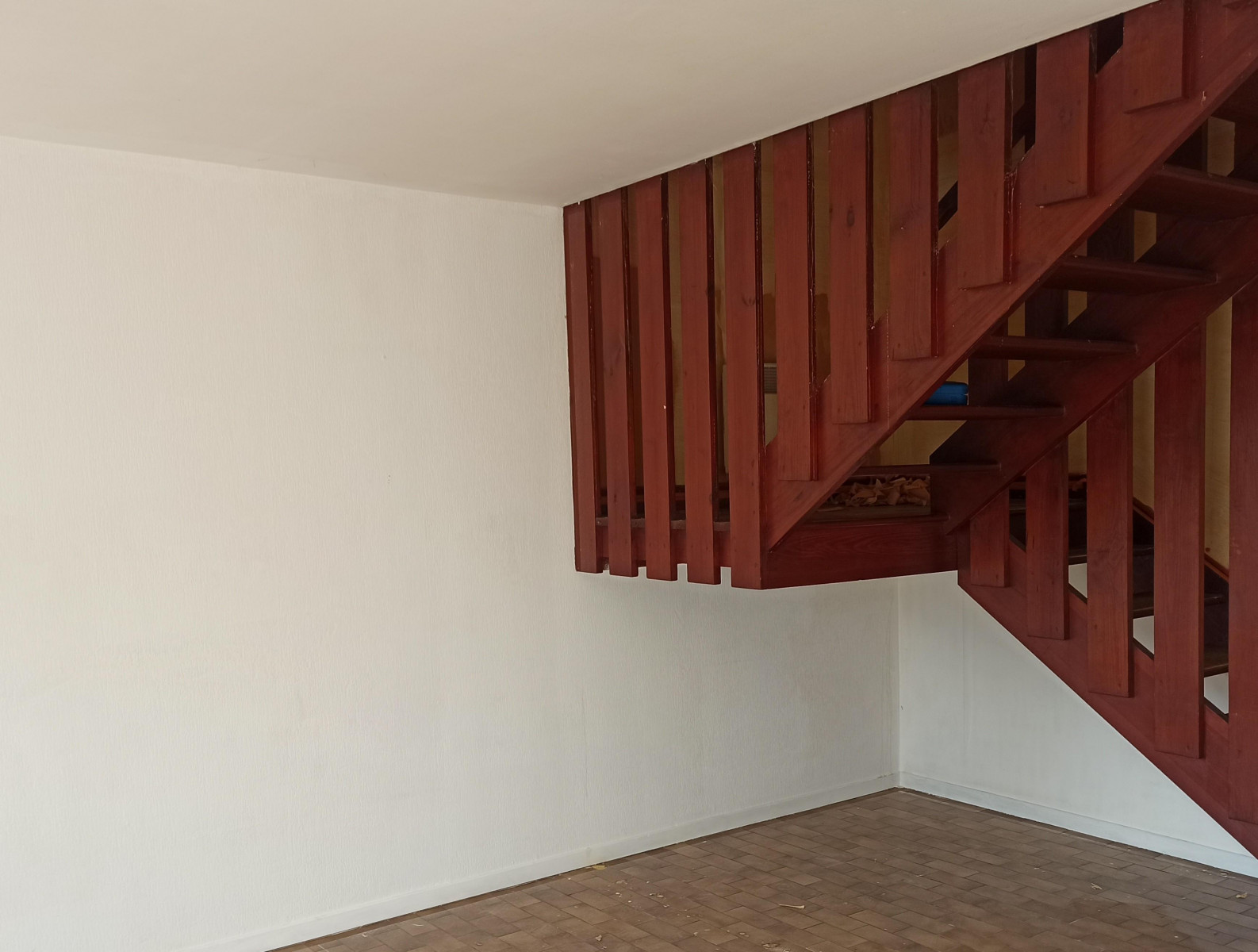 Vente
                                                 Maison 4 pièces avec jardin et garage