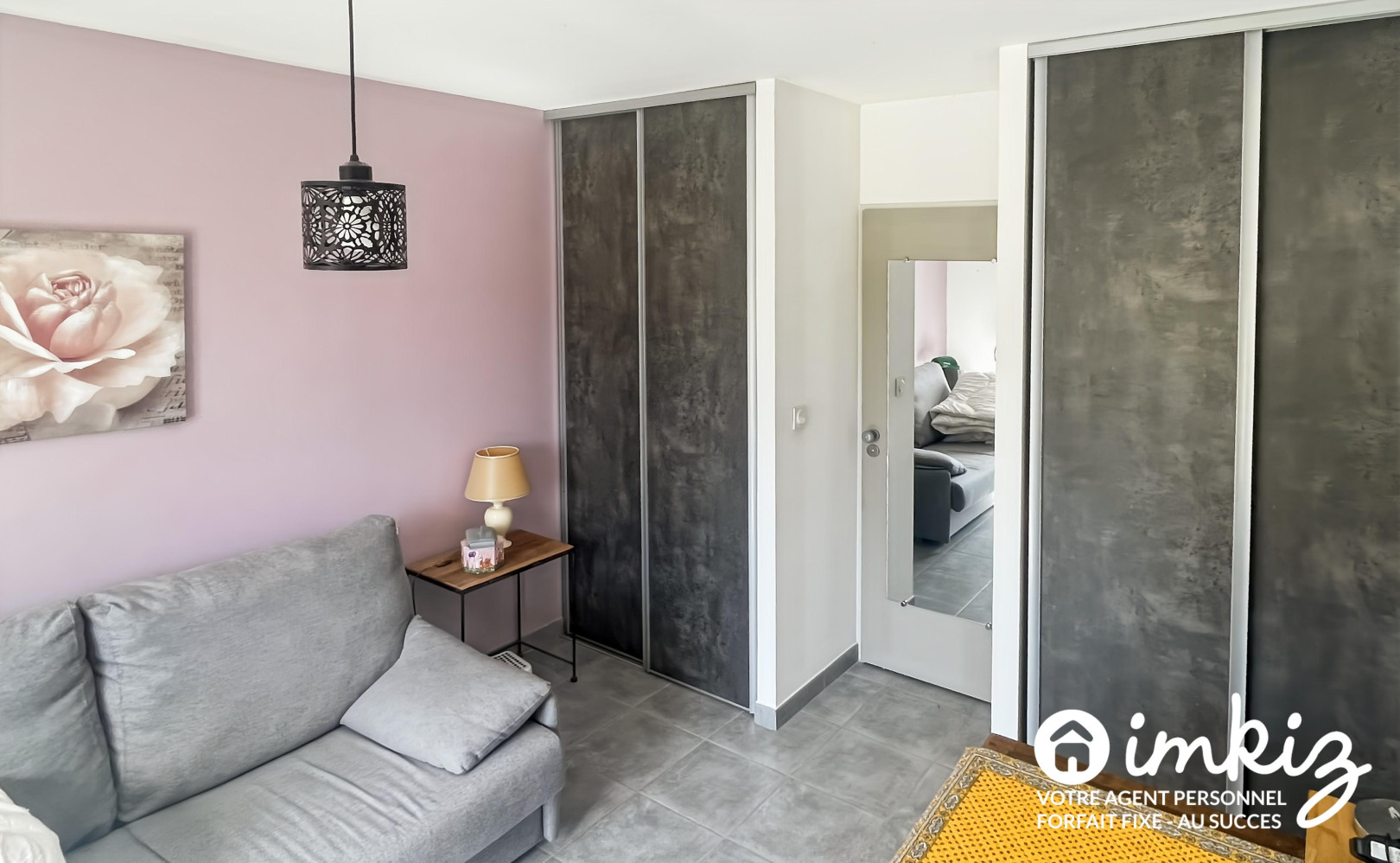 
                                                Vente
                                                 Maison  4 pièces avec piscine