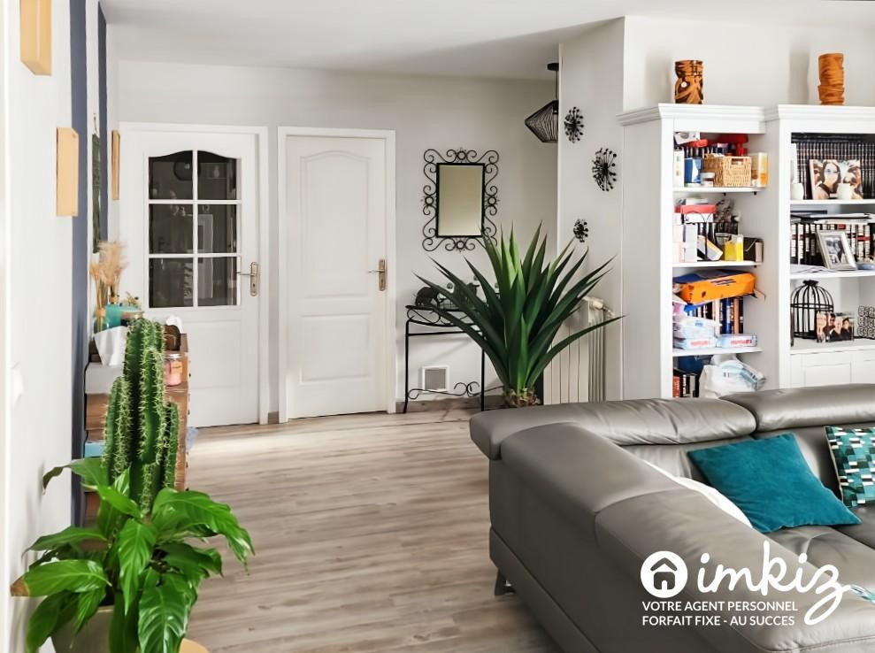 
                                                Vente
                                                 Maison 4 pièces avec sous-sol 118m2