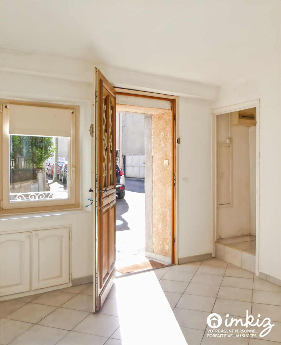 
                                                Vente
                                                 Maison 4 pièces avec terrasse