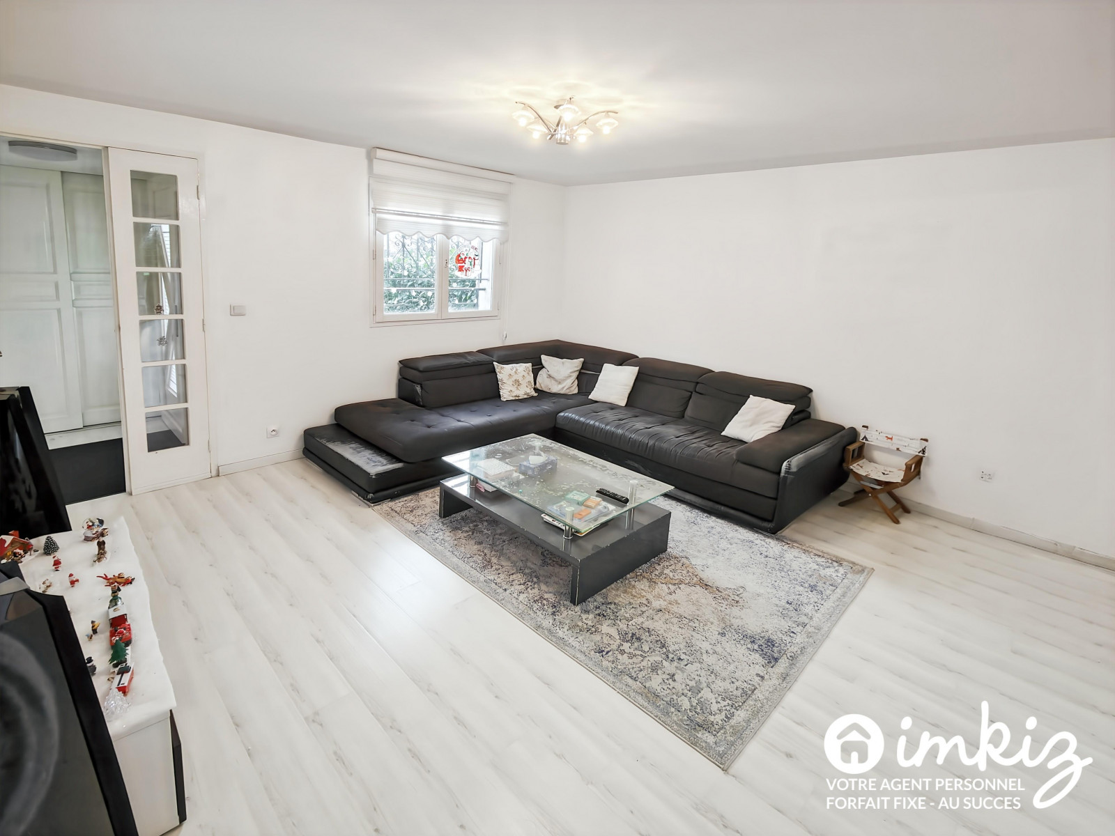 
                                                Vente
                                                 Maison 4 pièces + jardin + garage