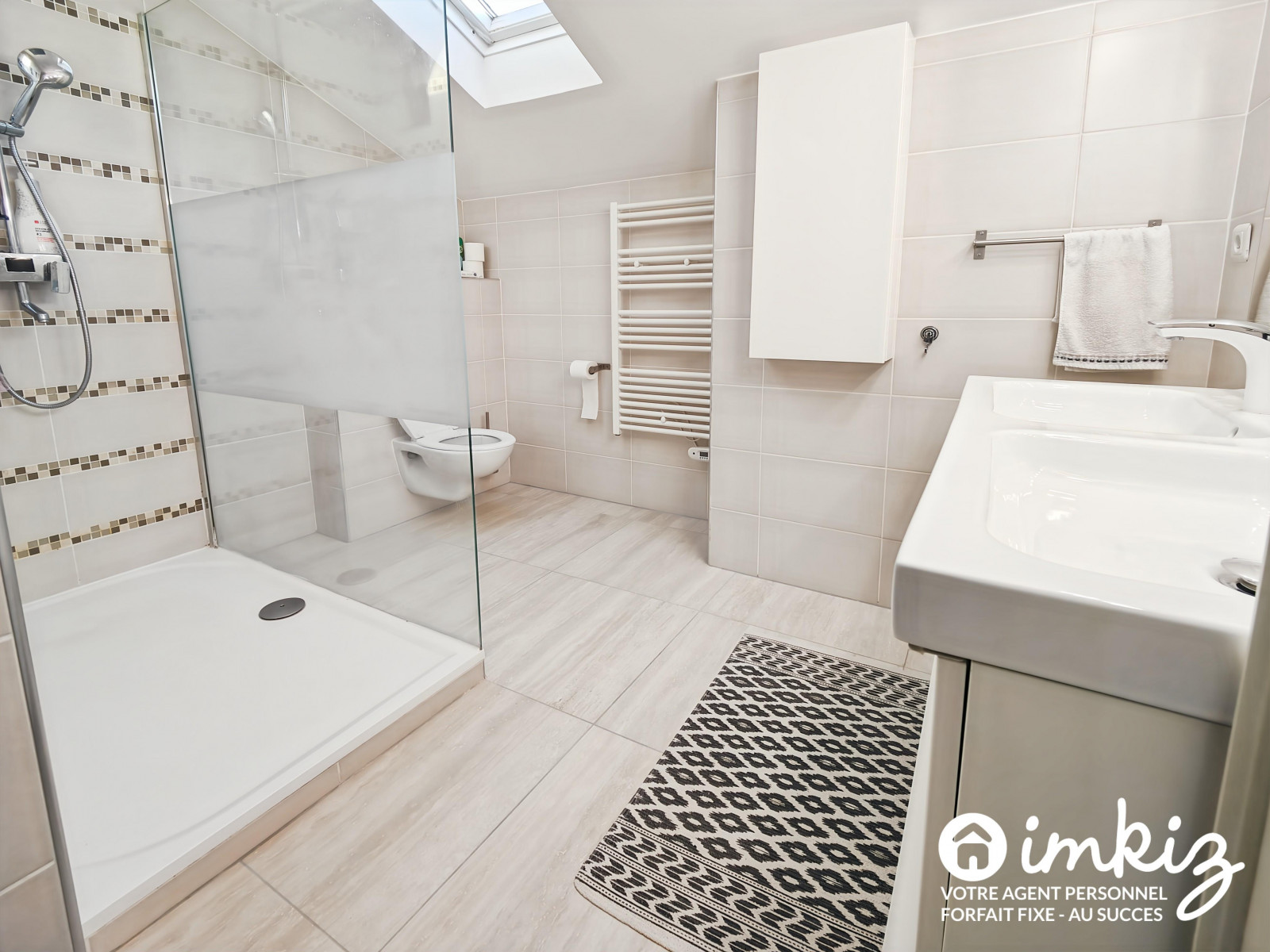 
                                                Vente
                                                 Maison 4 pièces + jardin + garage