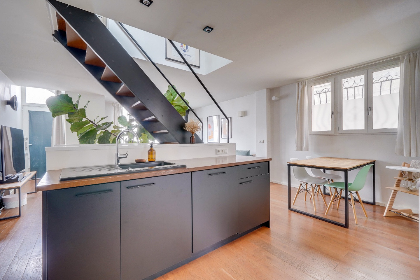 
                                                Vente
                                                 MAISON 4 PIECES - JARDIN & GARAGE - NANSOUTY