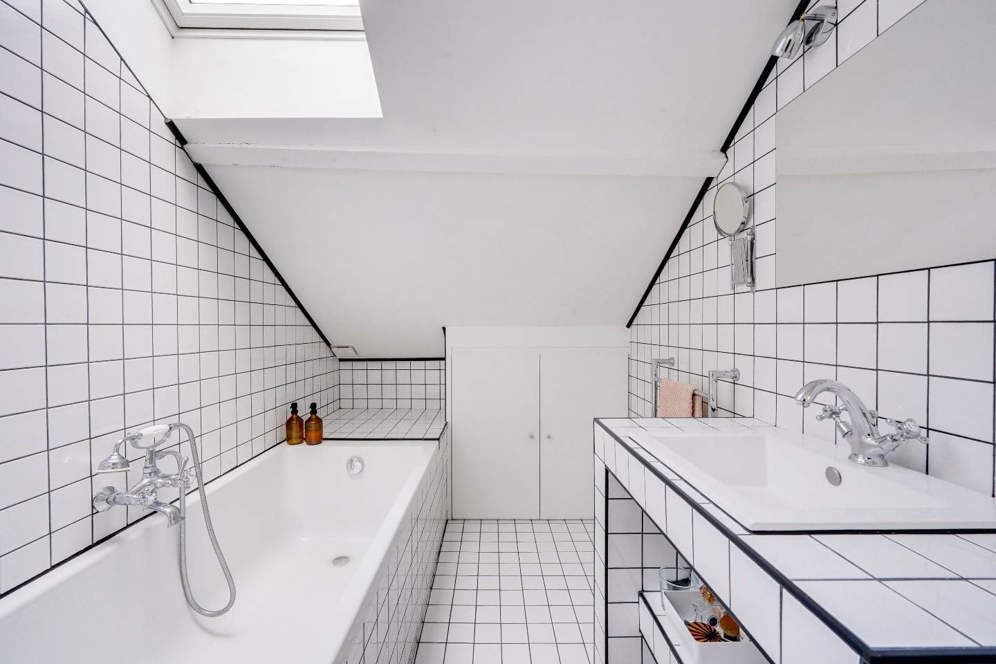 
                                                Vente
                                                 MAISON 4 PIECES - JARDIN & GARAGE - NANSOUTY